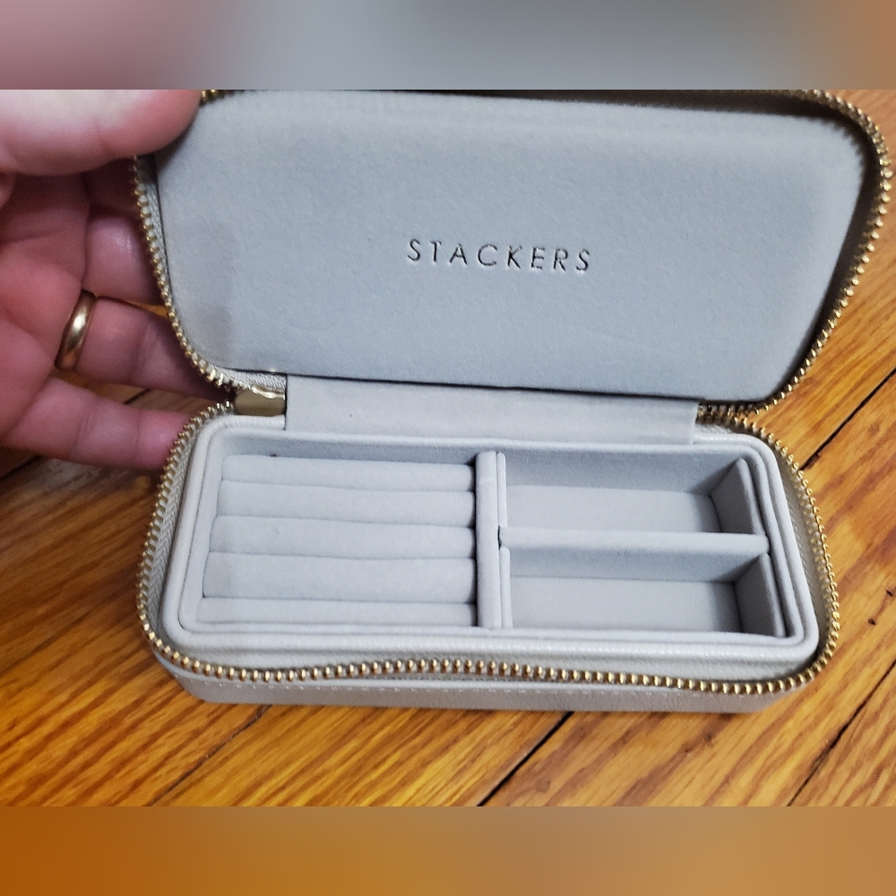Stackers Light Gray Jewelry Case